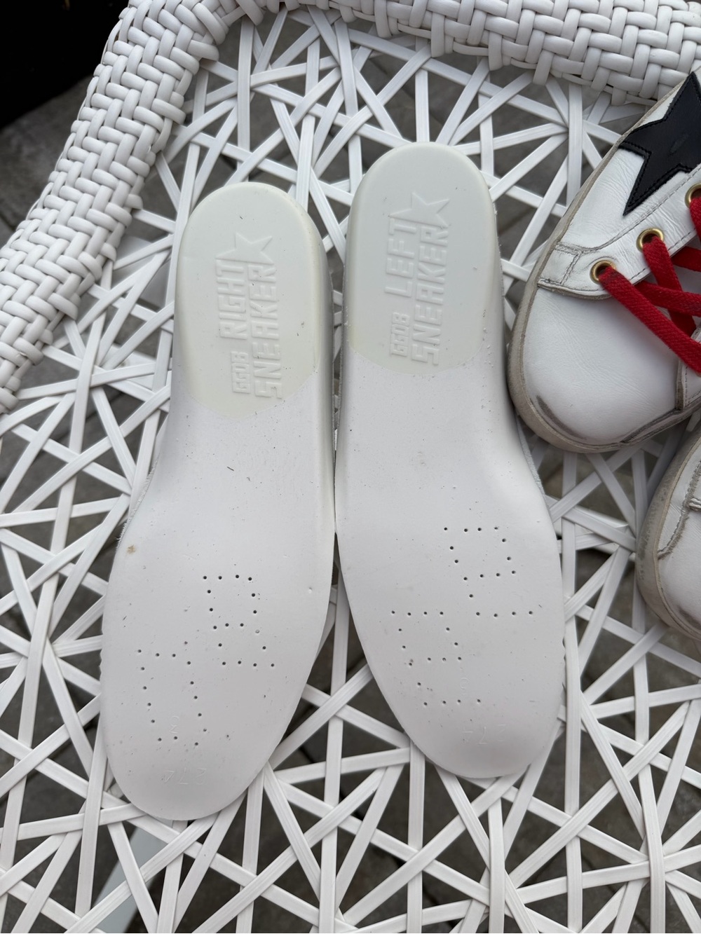 Golden Goose White women’s Sneakers with Red Laces and Navy Heelttga - Picture 11 of 11